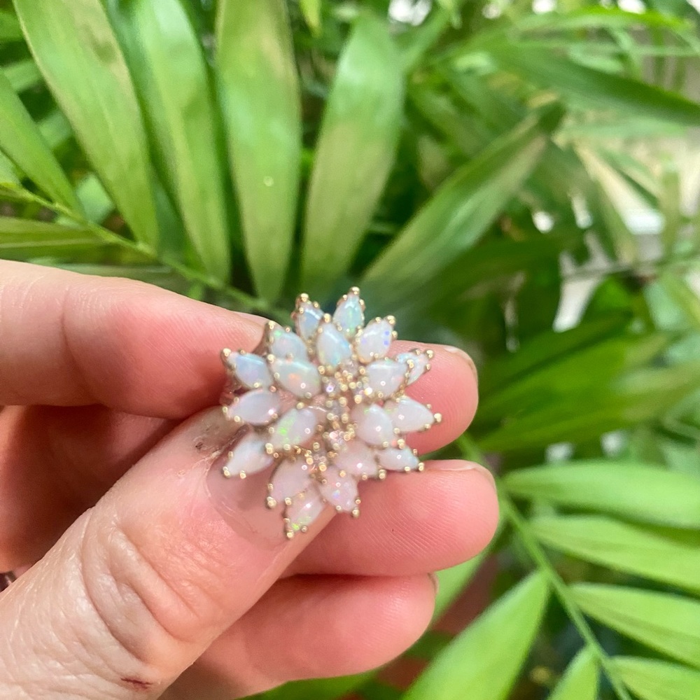 Opal and diamond ring